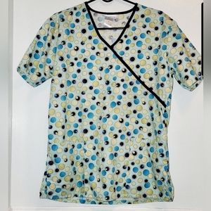 SB Scrubs Bubbles 2 Pocket Scrub Top - Women’s Medium